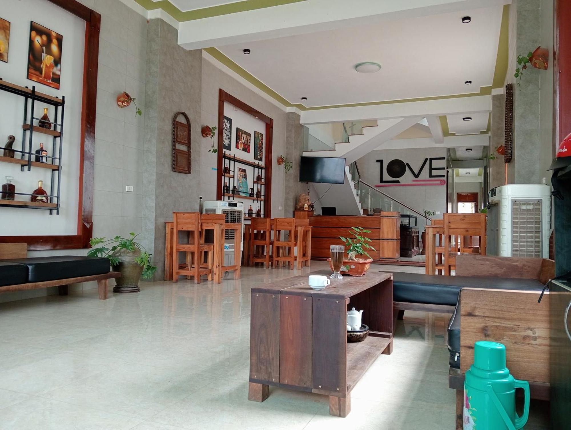 Song Toan Hotel Фонгня Экстерьер фото