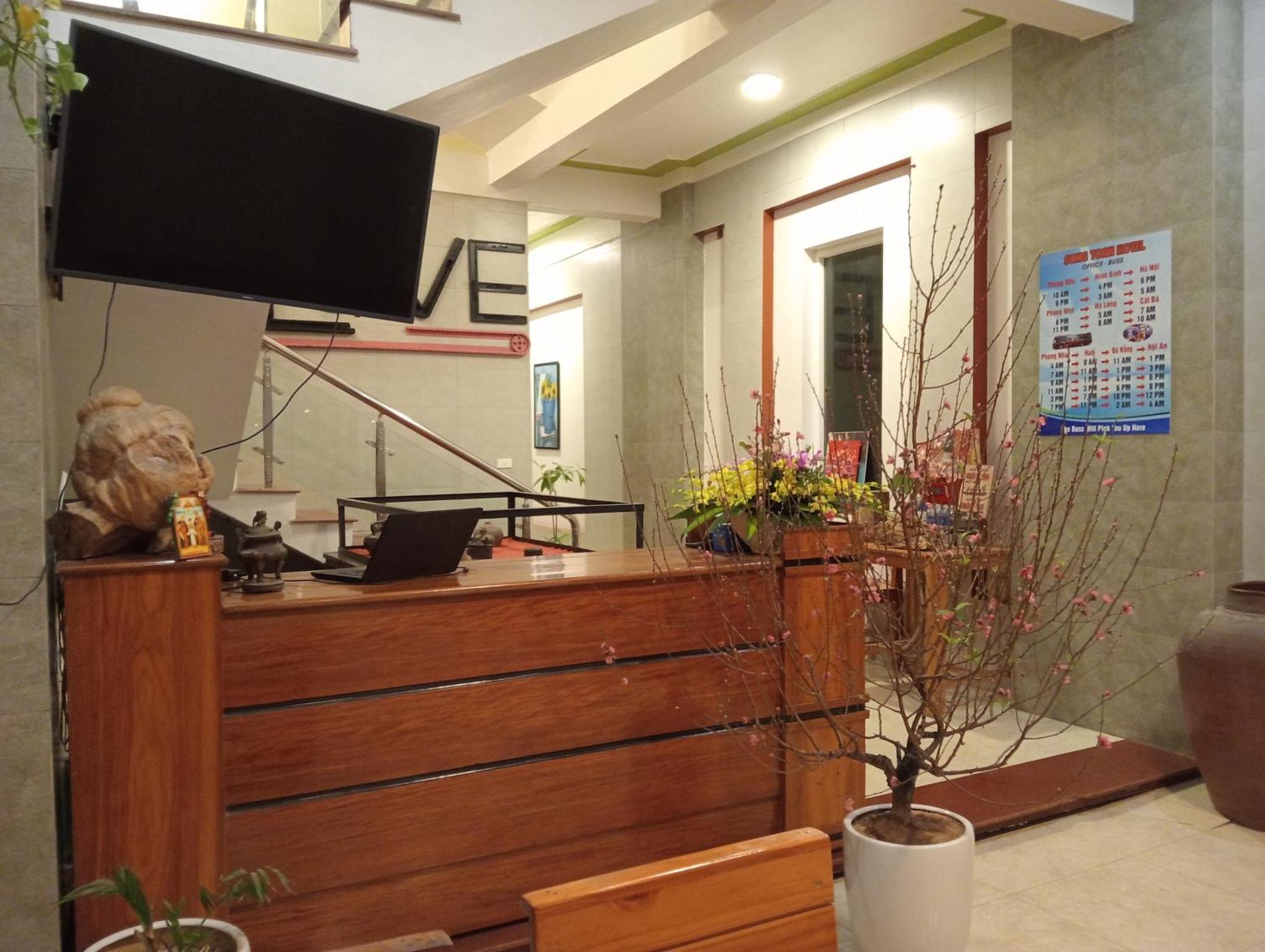 Song Toan Hotel Фонгня Экстерьер фото