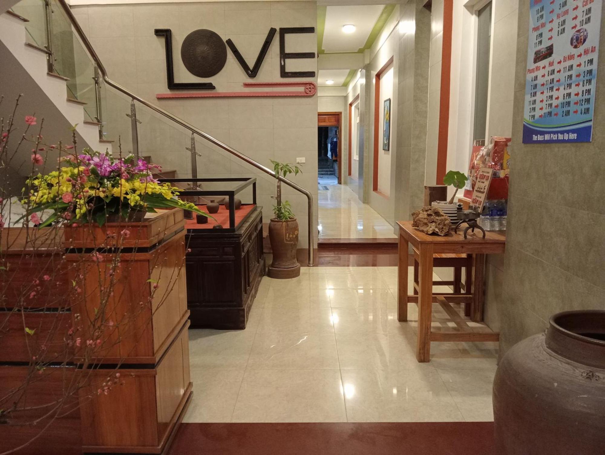Song Toan Hotel Фонгня Экстерьер фото